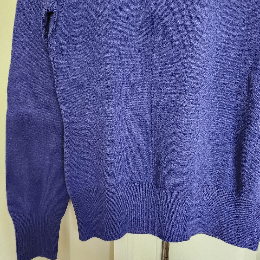 VENUS Royal Purple Turtleneck Sweater Soft Knit Long Sleeve Size Med. - Picture 3 of 8